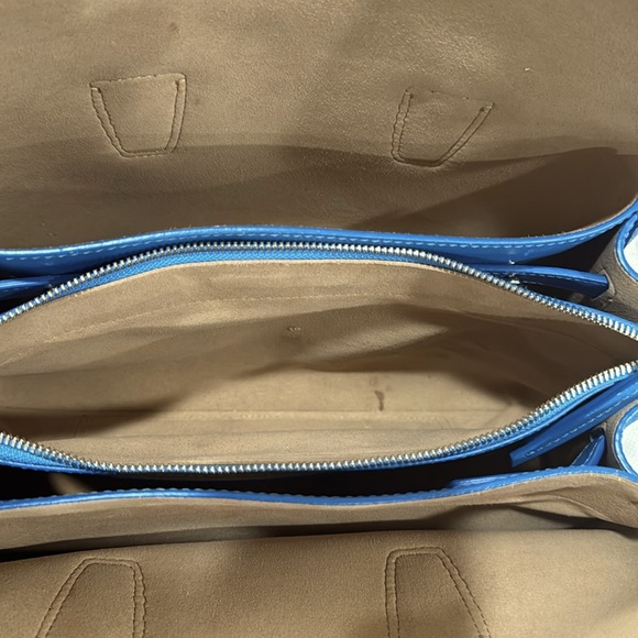 MCM Milla Tote - Picture 10 of 12